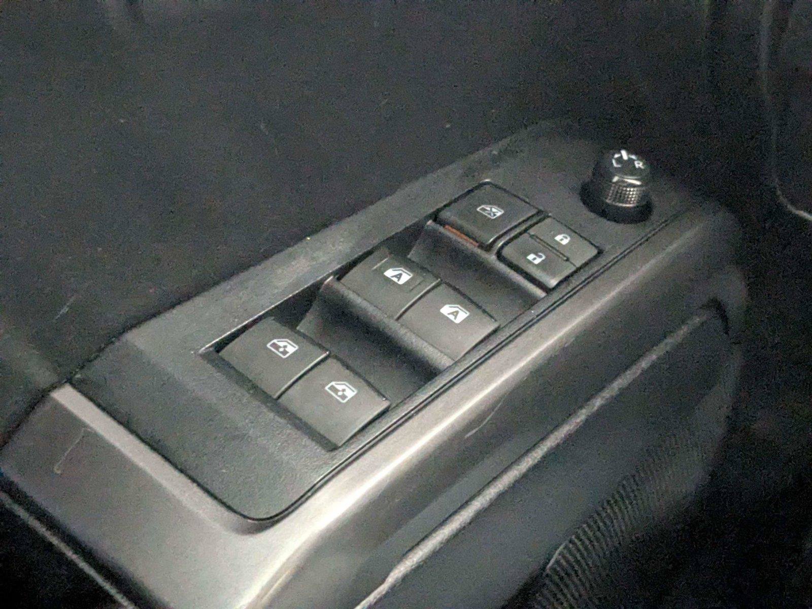 Used 2021 Toyota Tacoma TRD Off-Road w/ Technology Package AWD/4WD image 15