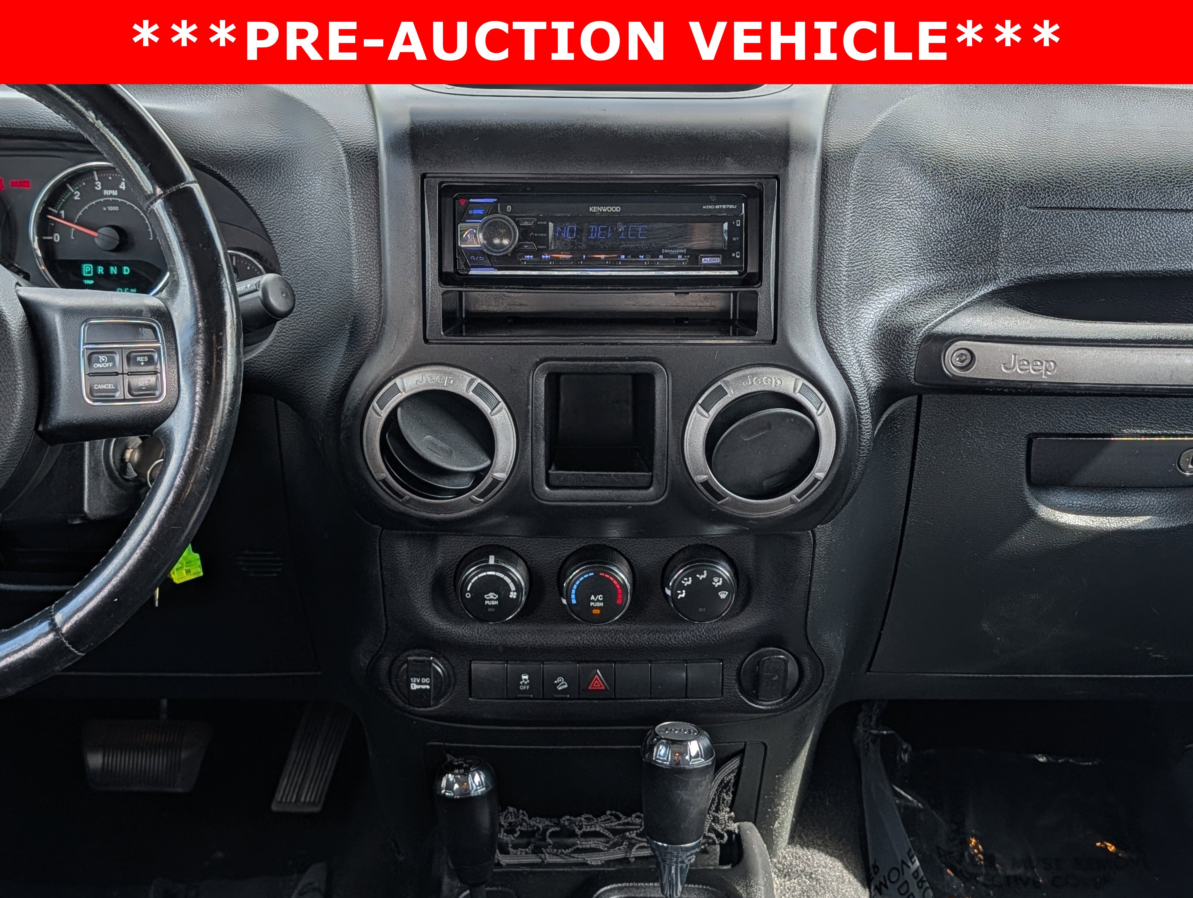 Used 2015 Jeep Wrangler Unlimited Sport w/ Connectivity Group image 18