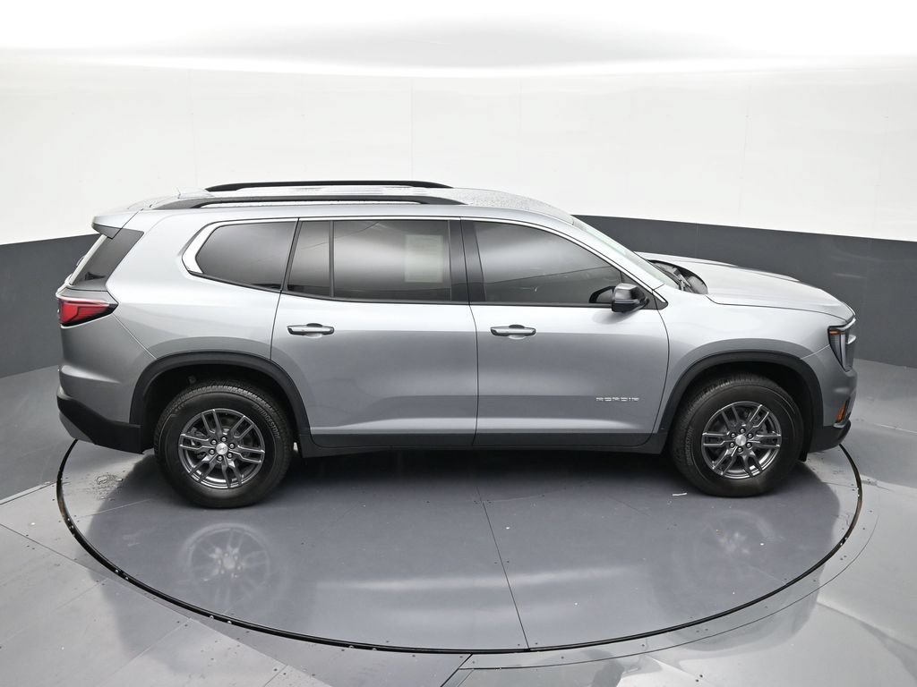Used 2026 GMC Acadia Elevation FWD image 17