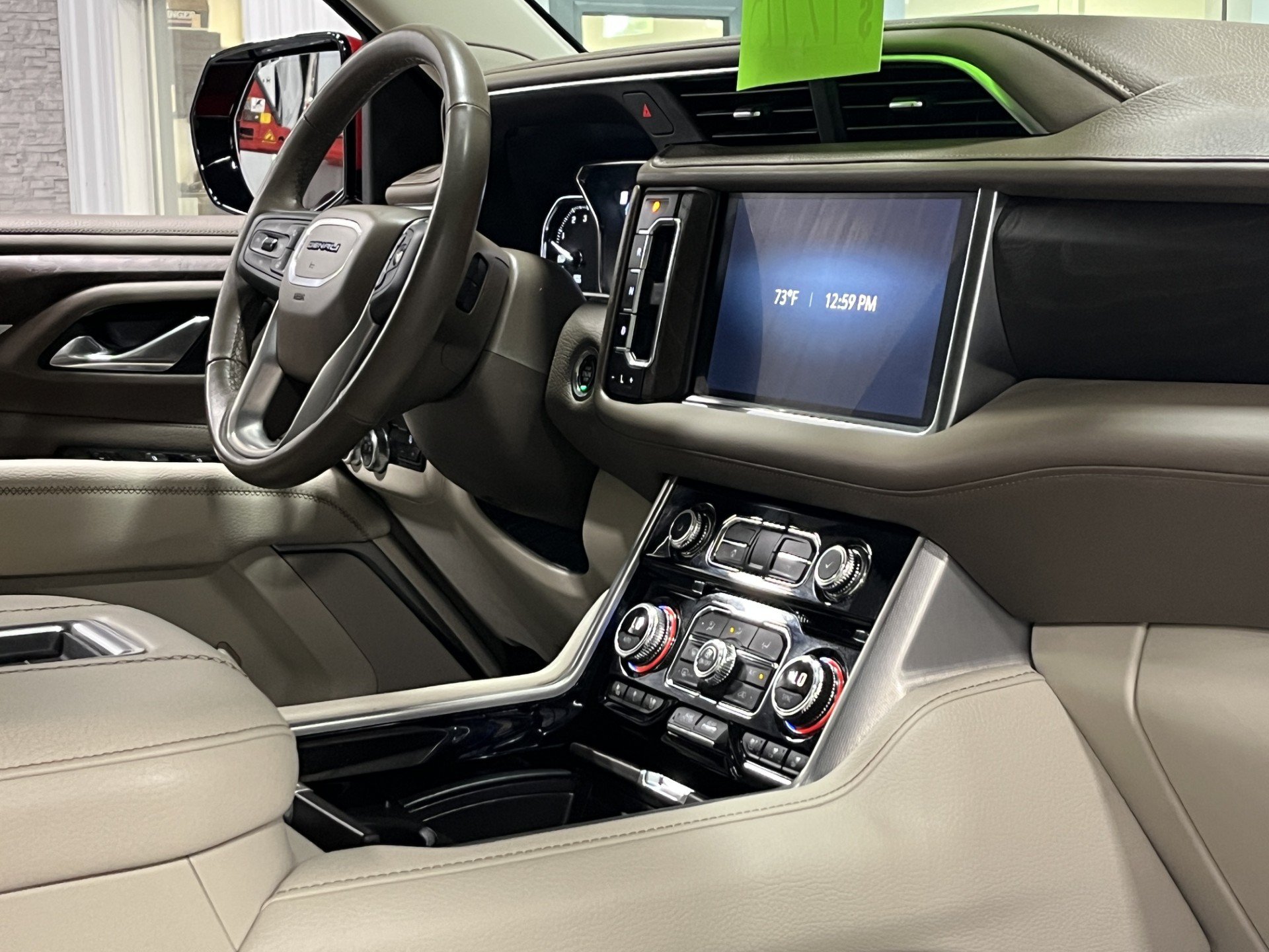 Certified 2021 GMC Yukon Denali w/ Advanced Technology Package AWD/4WD image 10