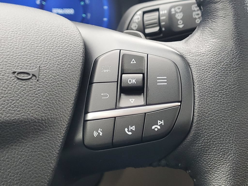 Used 2020 Ford Escape Titanium AWD/4WD image 24