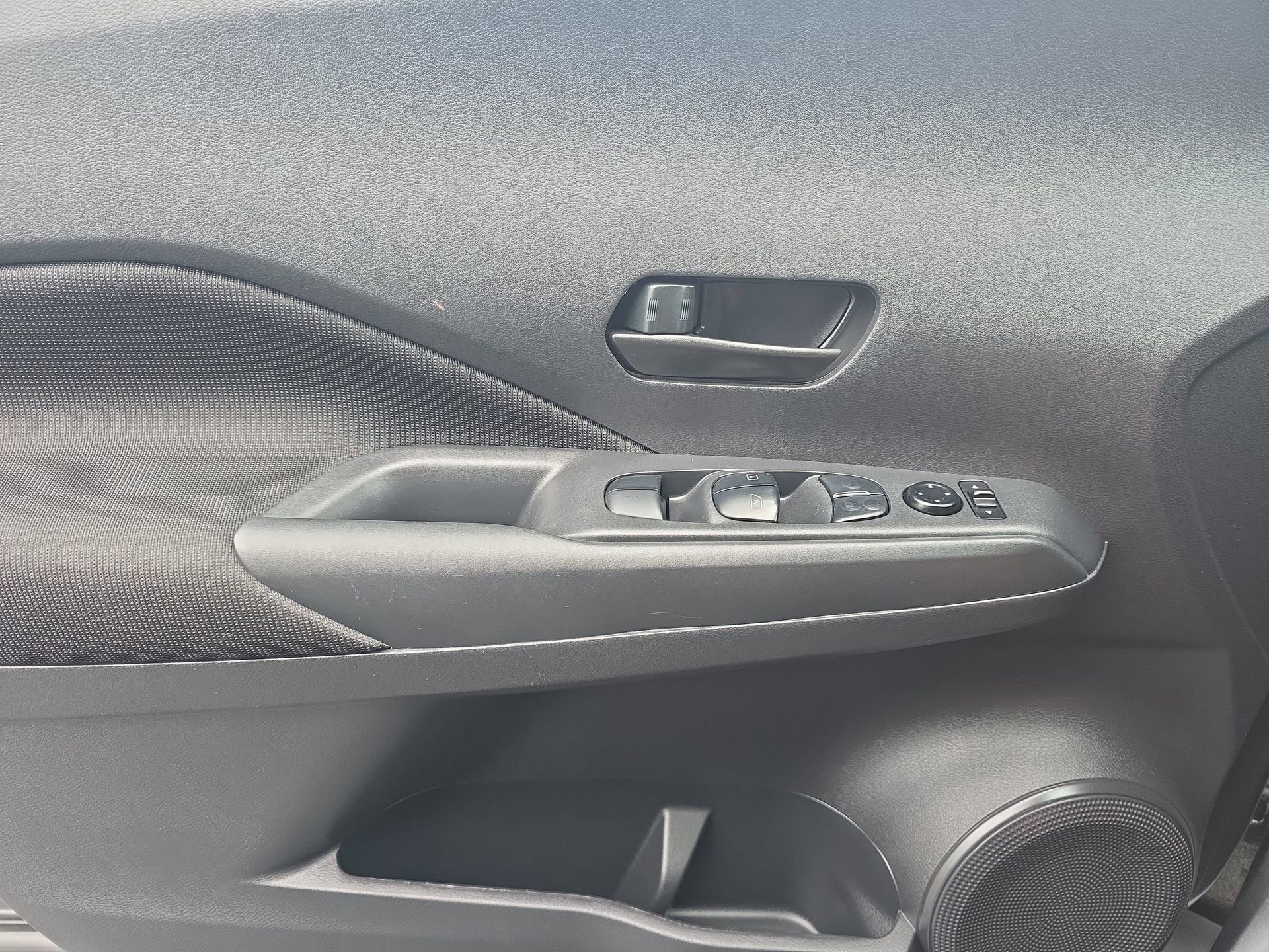 Used 2023 Nissan Kicks S FWD image 24