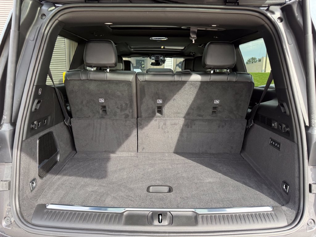 New 2026 Jeep Grand Wagoneer Summit AWD/4WD image 23