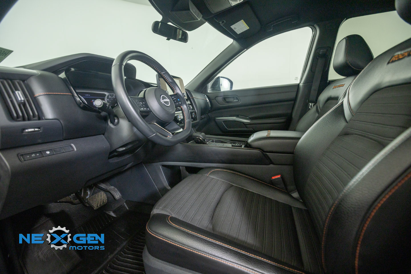 Used 2023 Nissan Pathfinder Rock Creek AWD/4WD image 13
