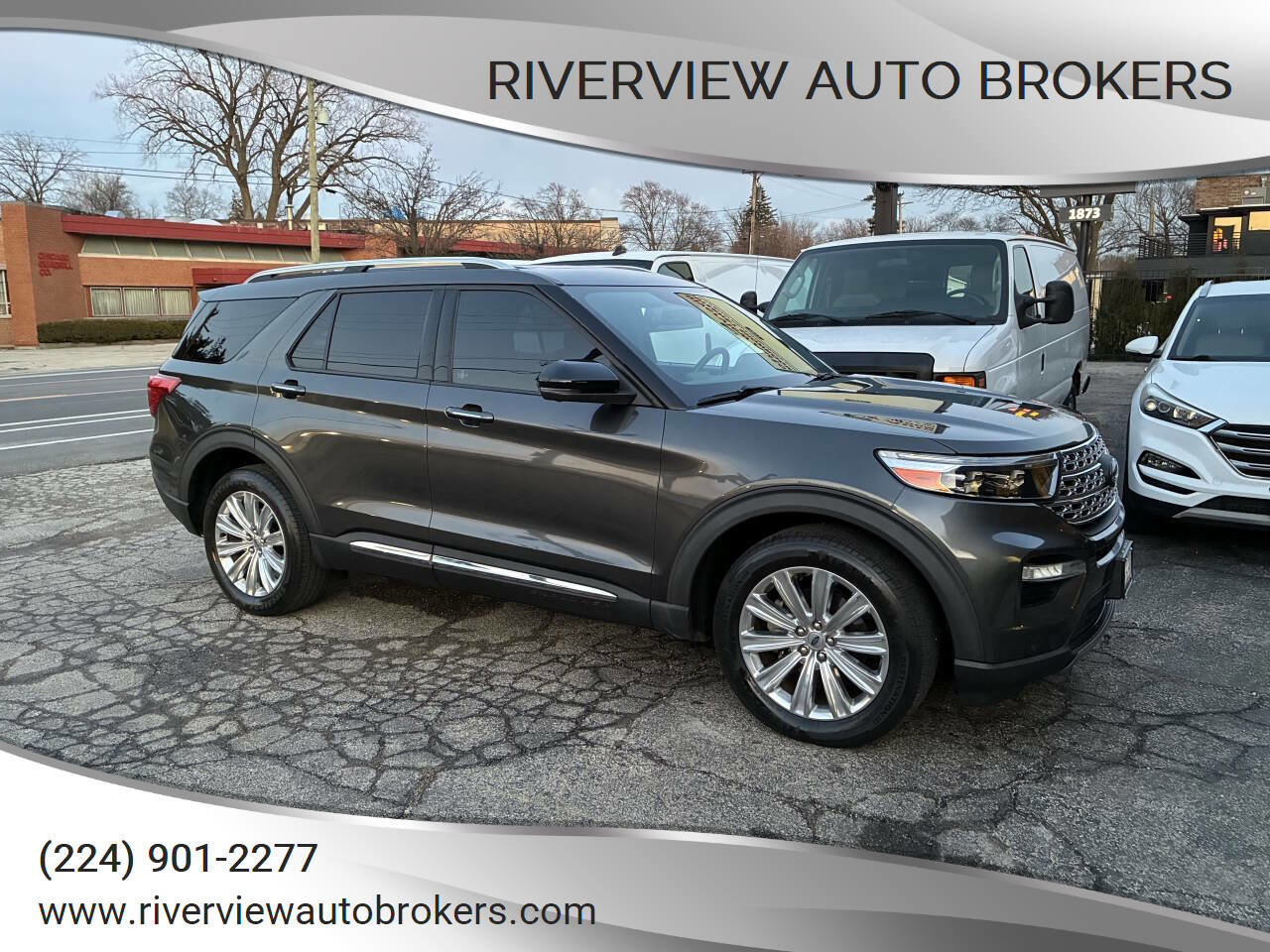 Used 2020 Ford Explorer Limited image 1