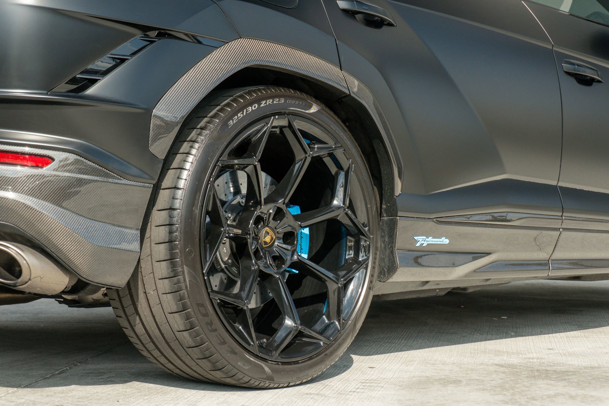 Used 2024 Lamborghini Urus Performante image 43