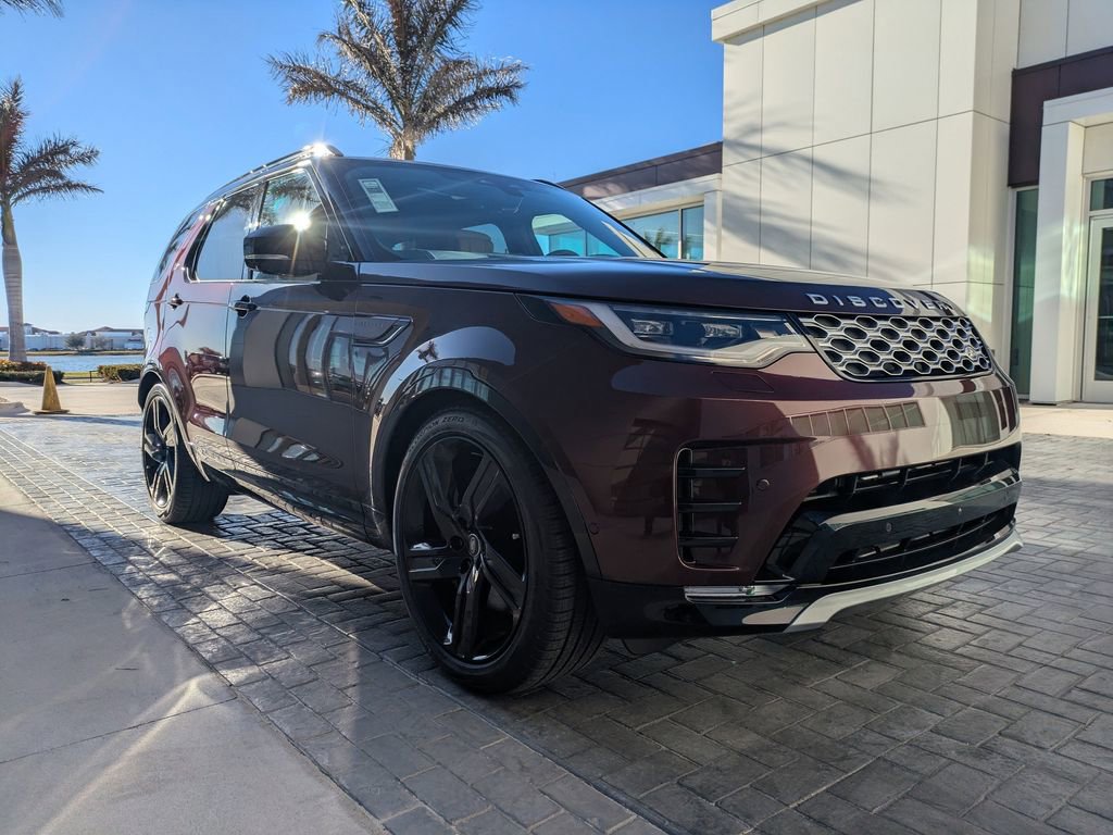 New 2026 Land Rover Discovery Limited Edition image 2