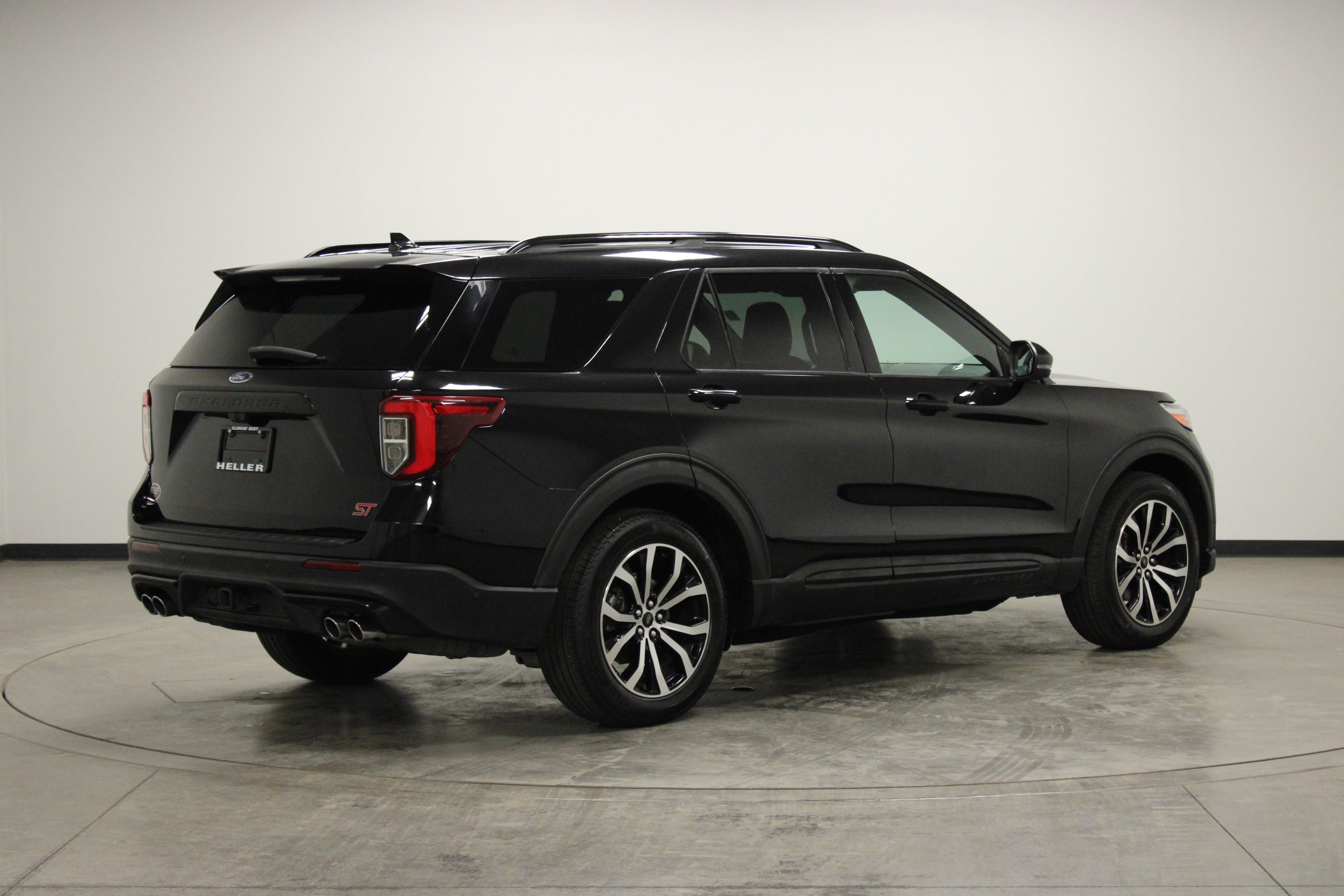 Used 2020 Ford Explorer ST image 8