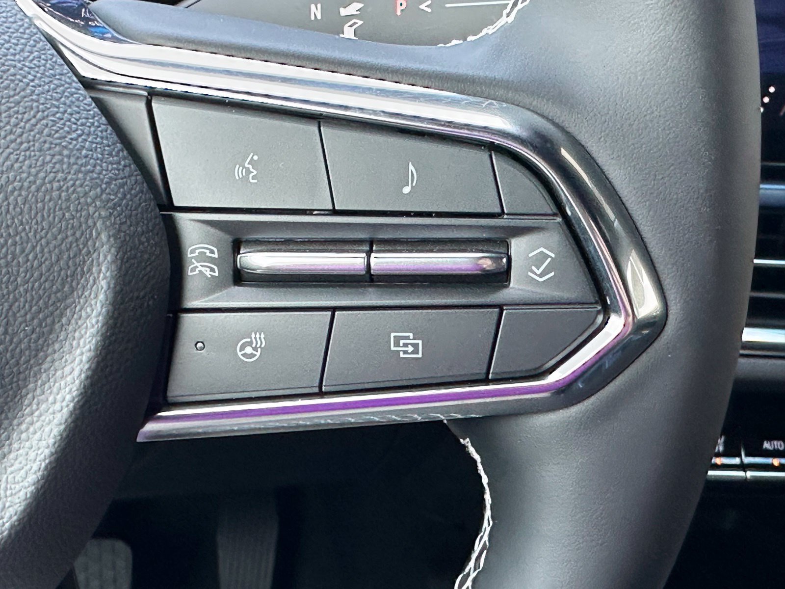 New 2026 Chevrolet Equinox EV LT FWD image 30