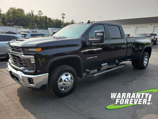 Certified 2025 Chevrolet Silverado 3500 LT w/ All Star Edition image 3