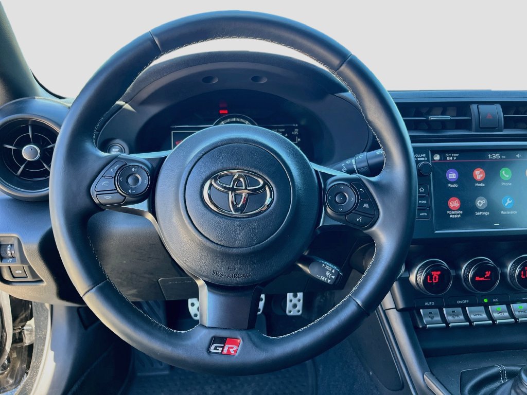 Used 2025 Toyota GR86 Premium w/ Performance Package RWD image 11