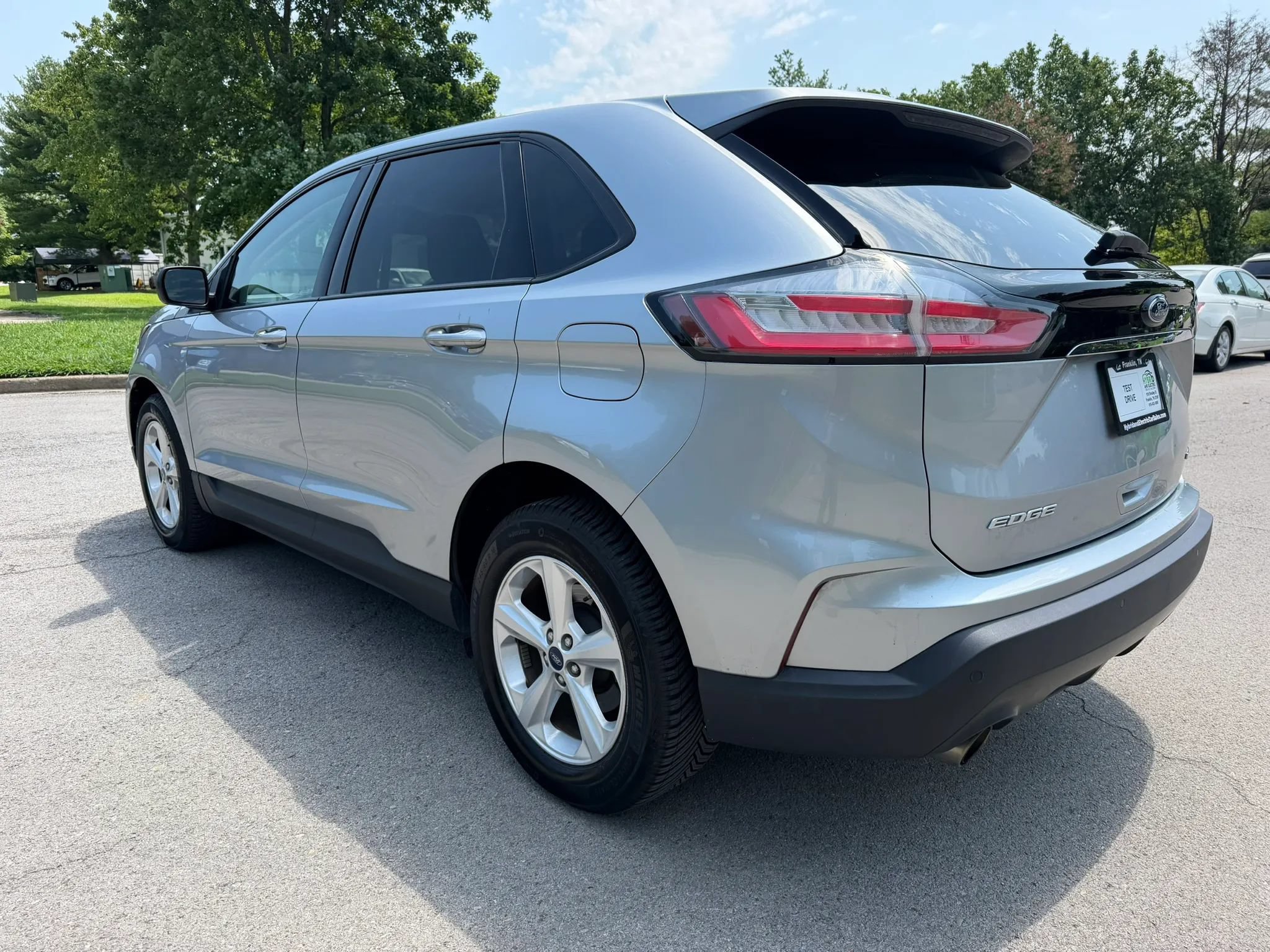 Used 2020 Ford Edge SE AWD/4WD image 6