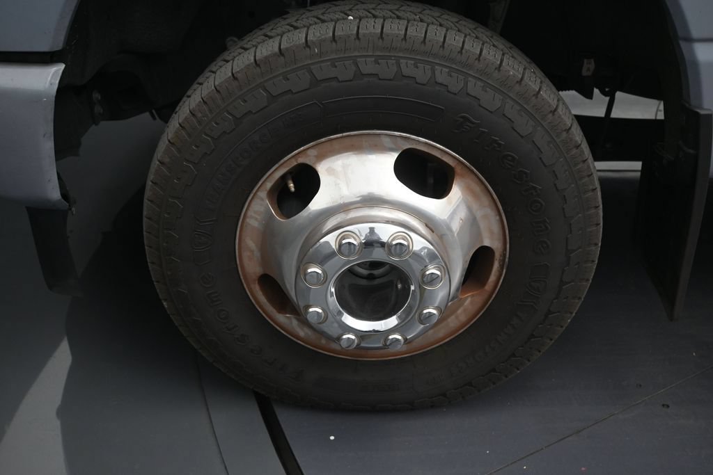 Used 2024 Ford F350 Platinum AWD/4WD image 9