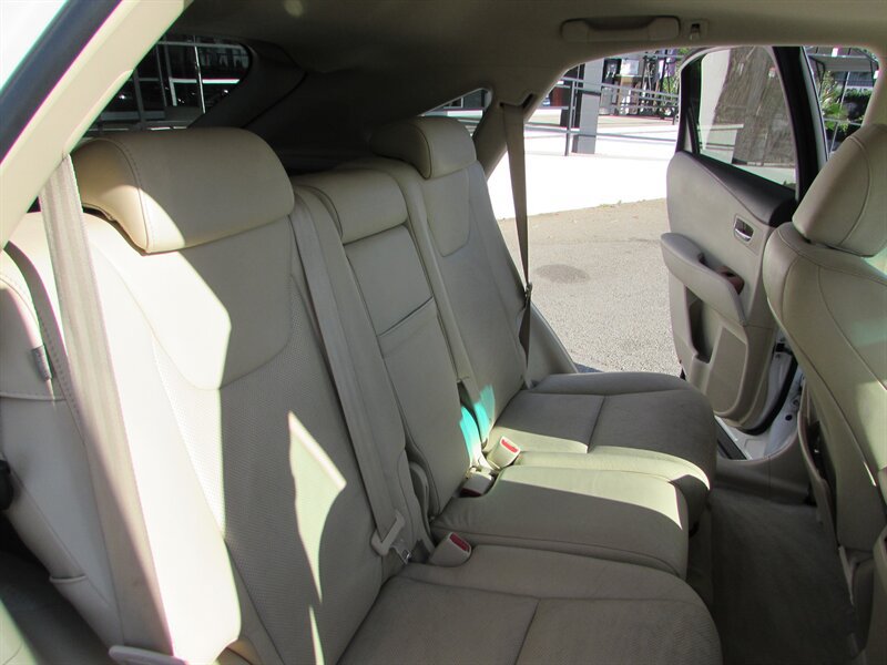 Used 2010 Lexus RX 350 AWD w/ Premium Pkg image 34