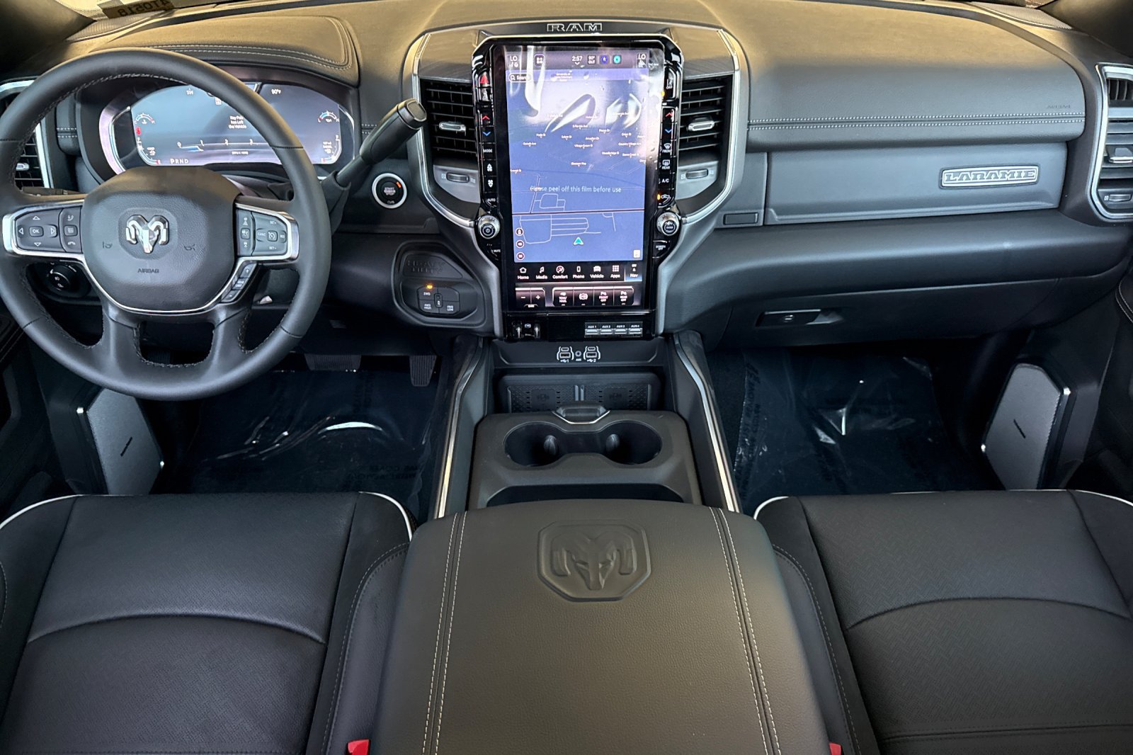 New 2026 RAM 3500 Laramie AWD/4WD image 4