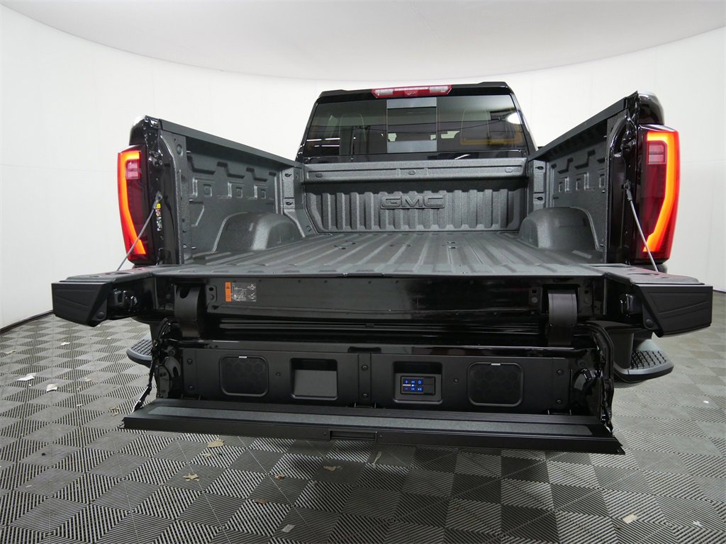 New 2026 GMC Sierra 3500 Denali Ultimate image 4