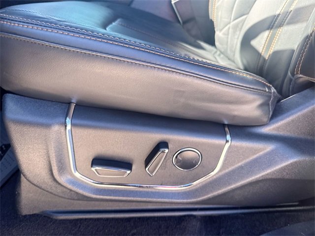 Certified 2023 Ford Expedition Platinum image 18