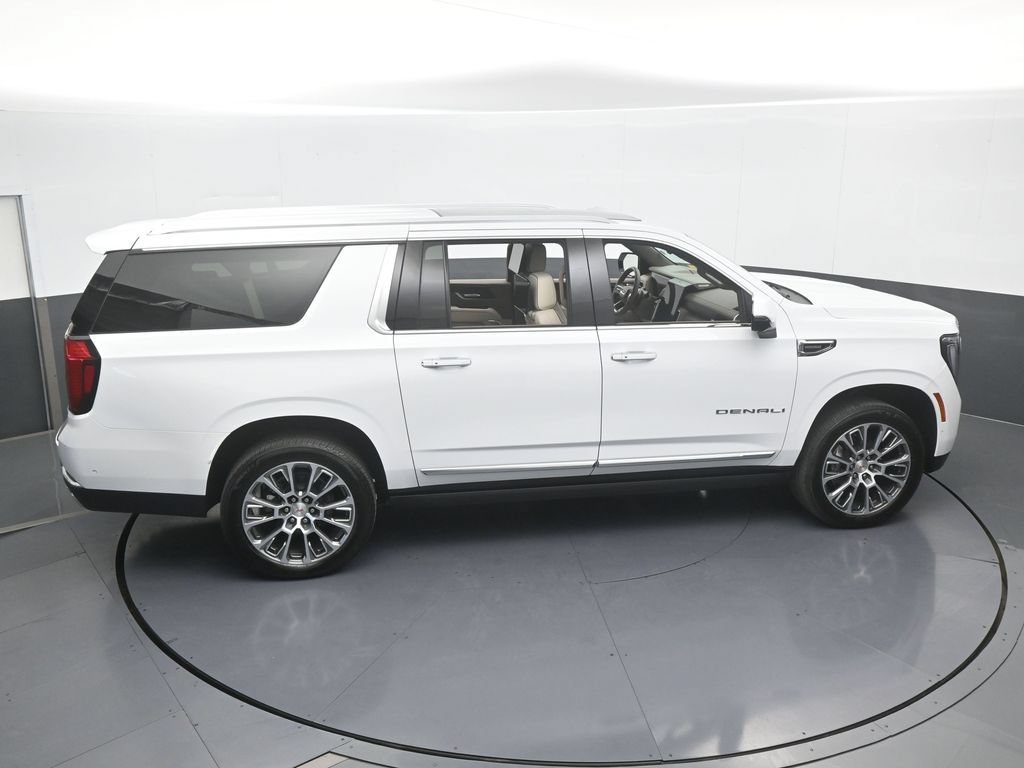Used 2026 GMC Yukon XL Denali w/ Denali Reserve Package AWD/4WD image 65