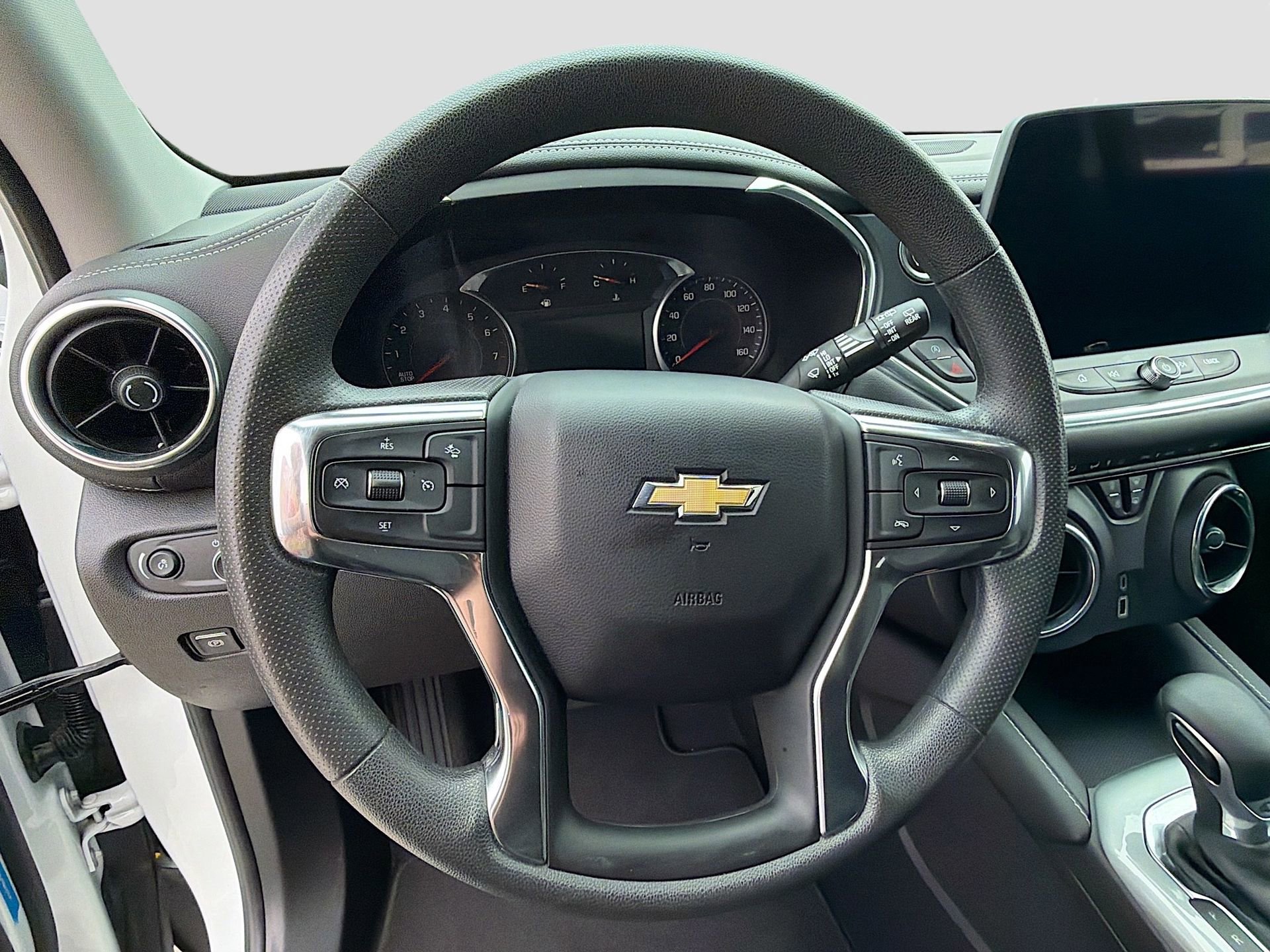 Used 2023 Chevrolet Blazer LT image 12