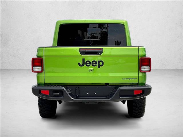Used 2025 Jeep Gladiator Sport AWD/4WD image 3