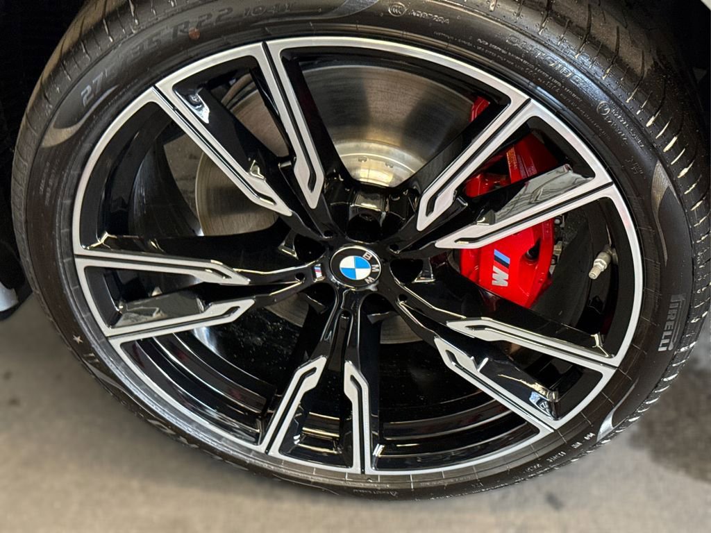 New 2026 BMW X6 M60i w/ Executive Package image 15