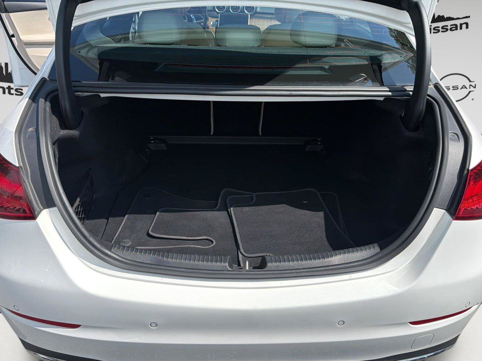 Used 2025 Mercedes-Benz C 300 4MATIC Sedan image 24