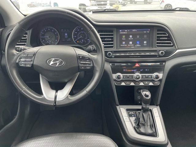 Used 2020 Hyundai Elantra Limited w/ Cargo Package (C1) image 12