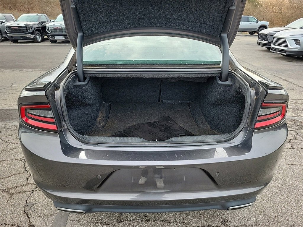 Used 2018 Dodge Charger R/T w/ Plus Group image 7