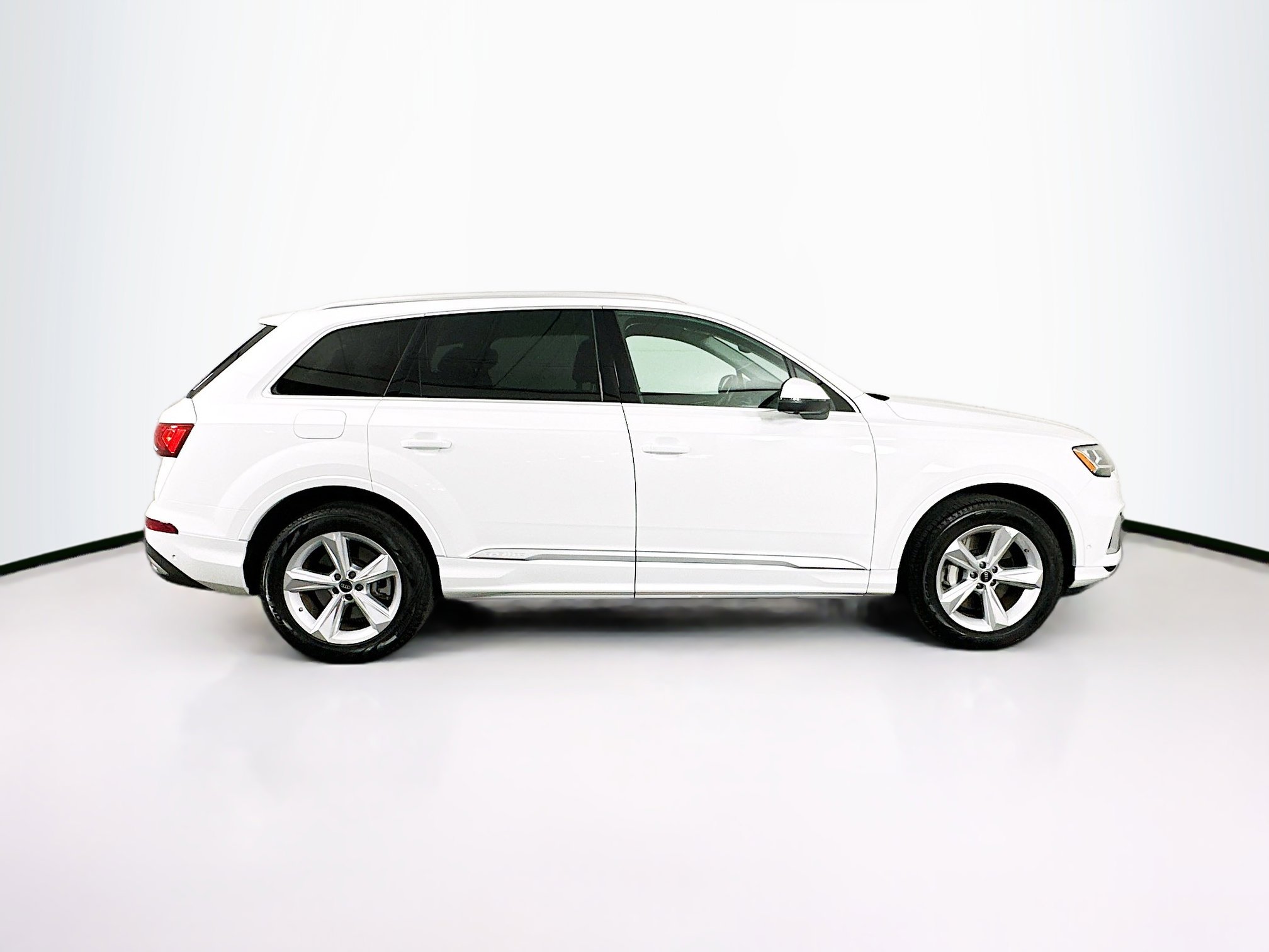 Used 2022 Audi Q7 3.0T Premium image 10