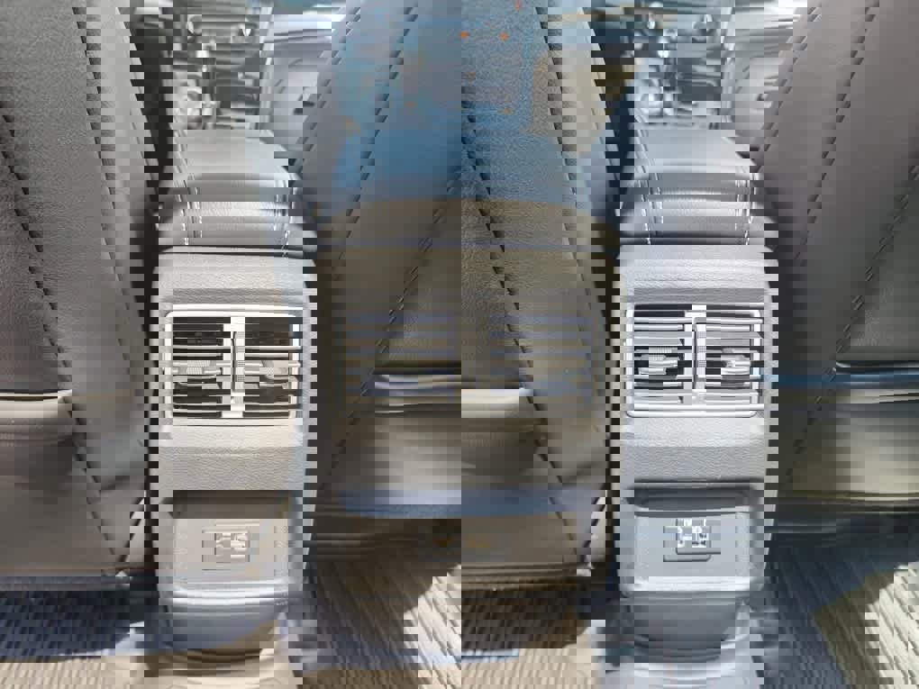 Used 2020 Nissan Maxima 3.5 SL w/ Floor Mat Group image 16