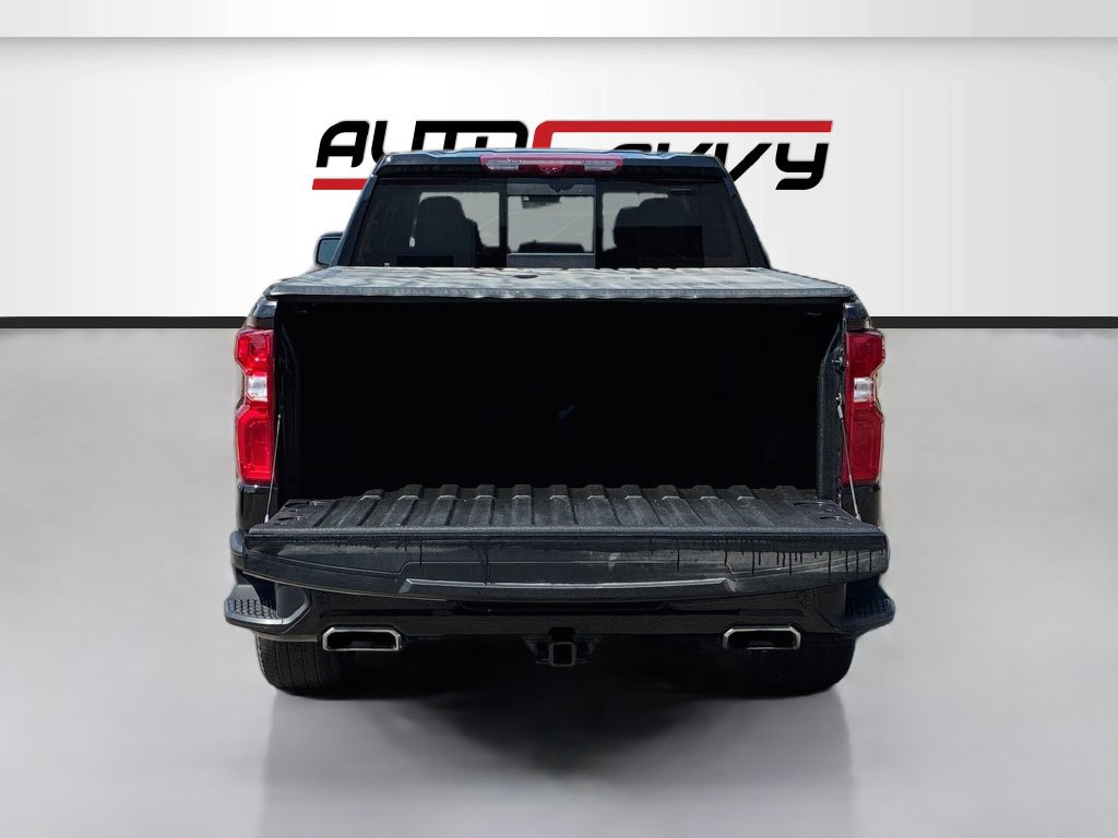 Used 2025 Chevrolet Silverado 1500 High Country w/ High Country Premium Package AWD/4WD image 27