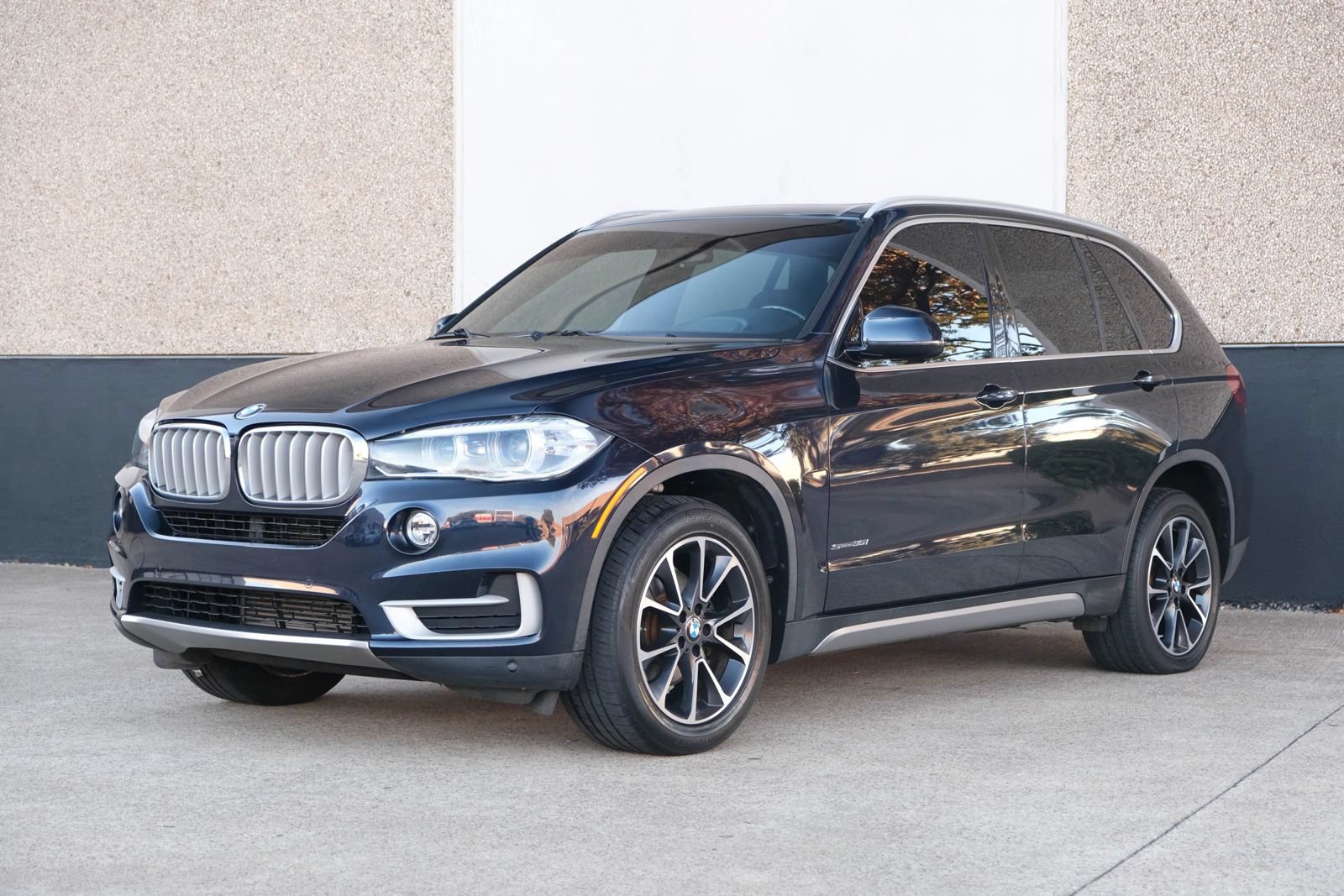 Used 2017 BMW X5 sDrive35i RWD image 5