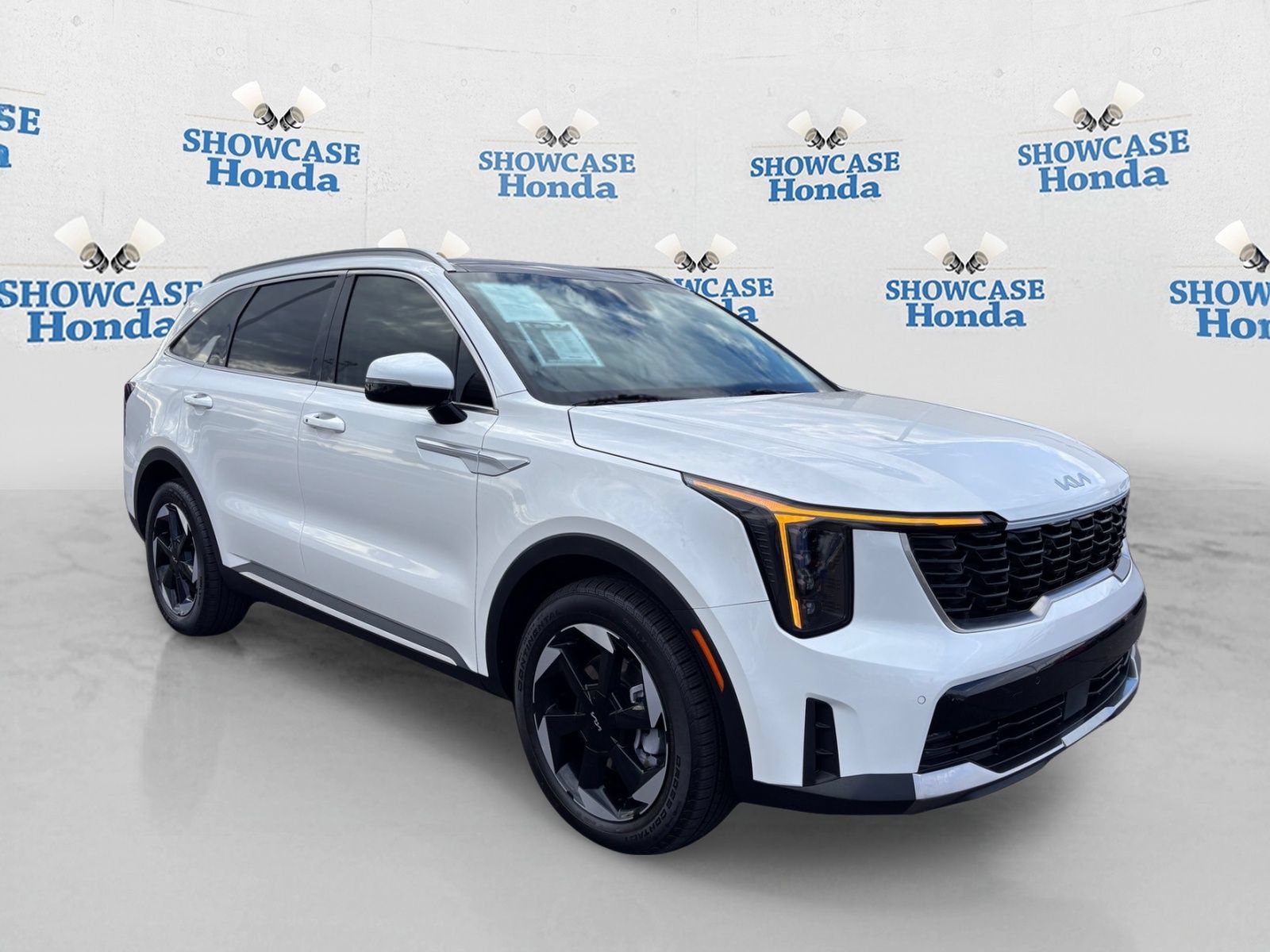 Used 2025 Kia Sorento EX w/ EX Panoramic Sunroof Package FWD image 10