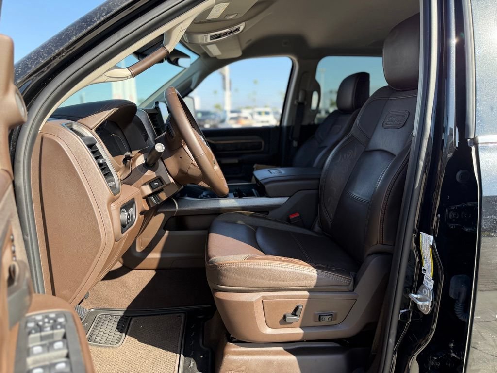 Used 2025 RAM 3500 Longhorn w/ Max Tow Package AWD/4WD image 5
