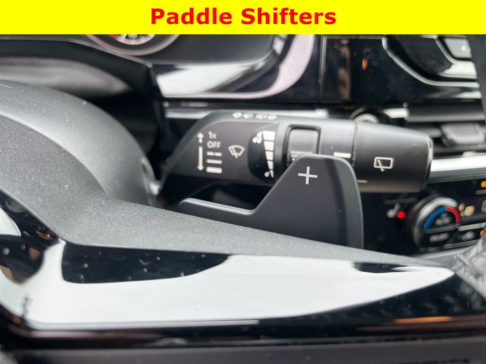 Used 2023 Nissan Pathfinder SV AWD/4WD image 26