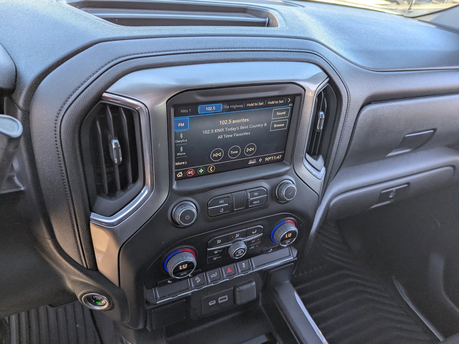 Used 2022 Chevrolet Silverado 1500 RST w/ Z71 Off-Road Package image 26