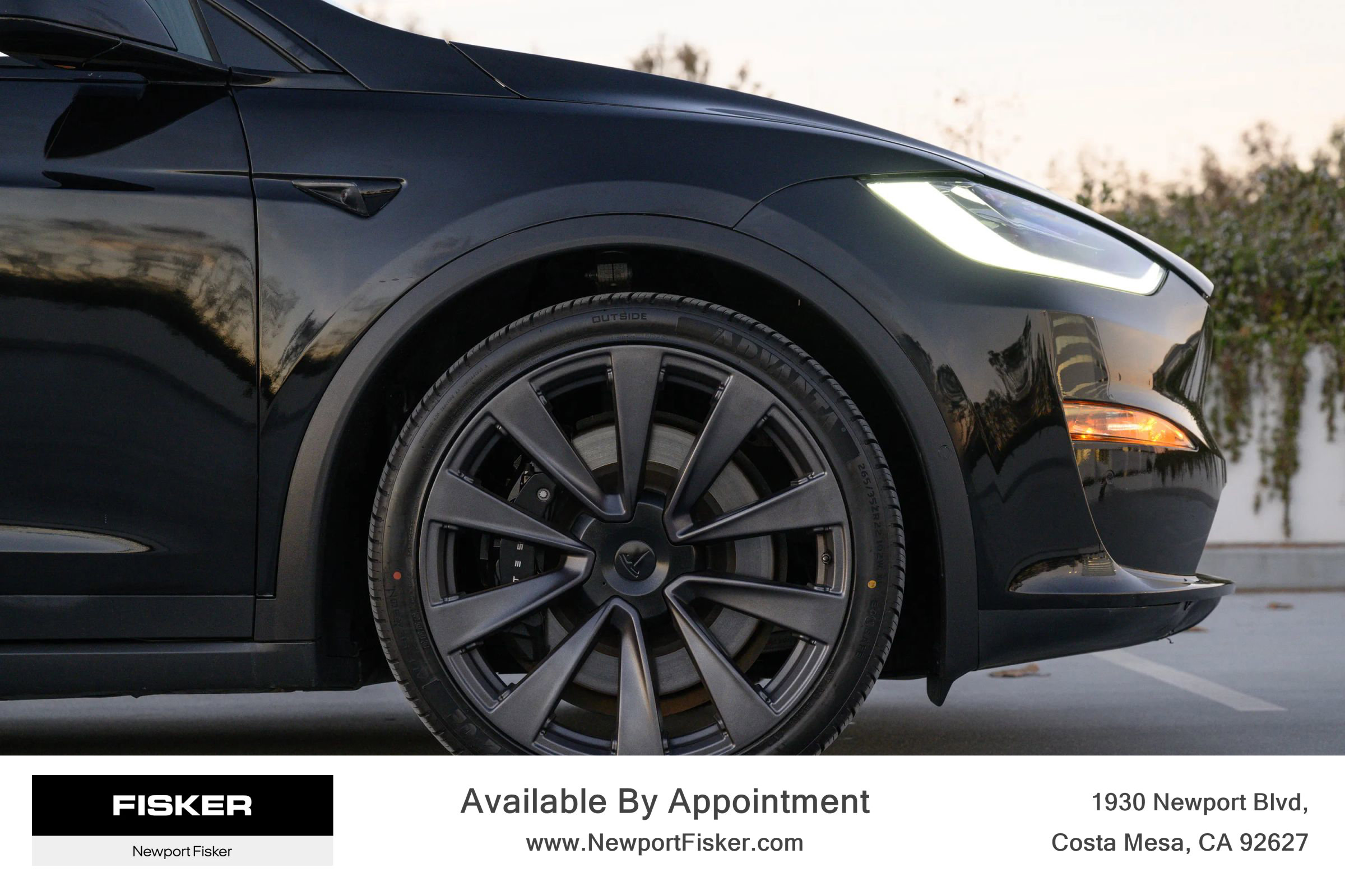 Used 2022 Tesla Model X Plaid image 5