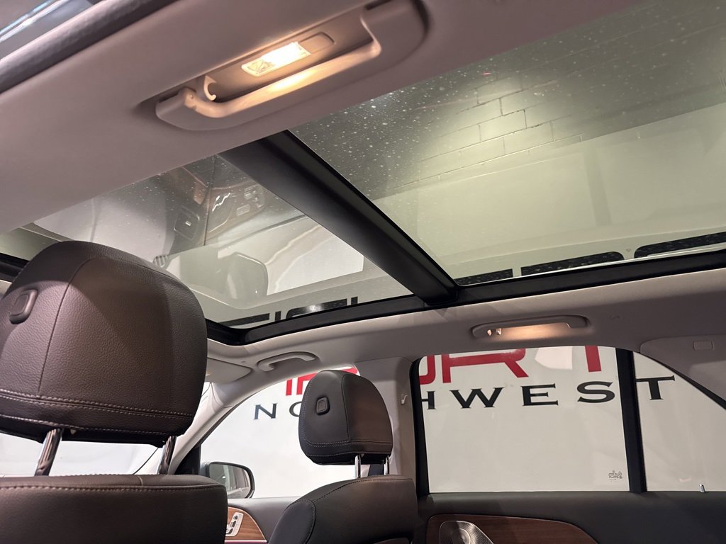 Used 2025 Mercedes-Benz GLE 350 GLE 350 w/ AMG Line Exterior image 37