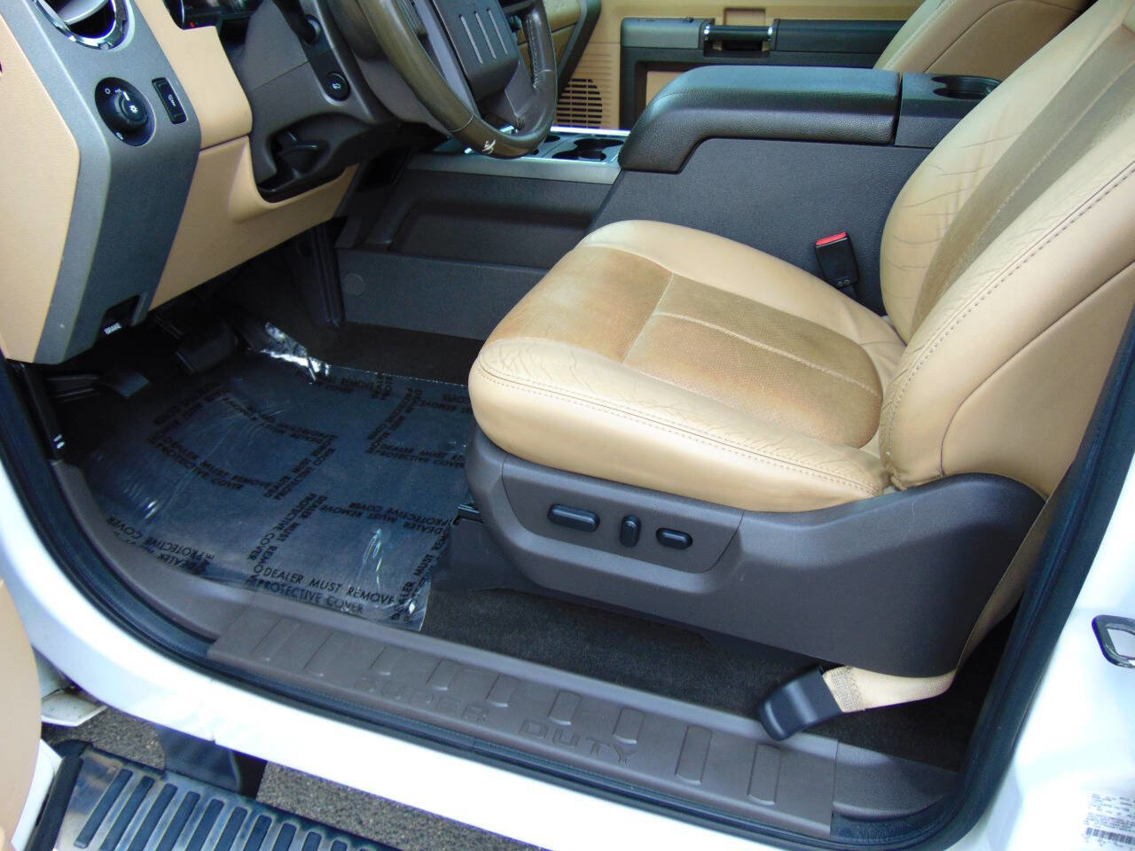 Used 2011 Ford F250 Lariat w/ Lariat Ultimate Pkg image 5