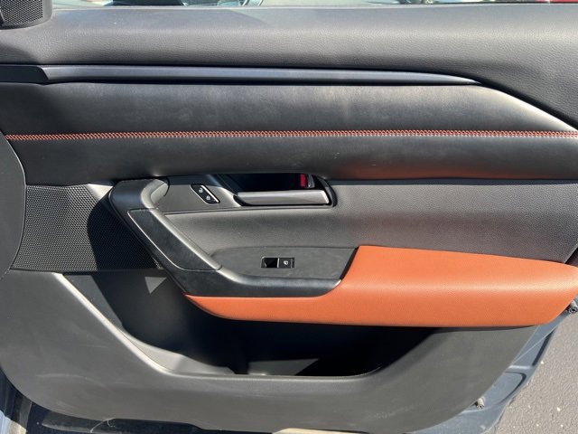 Certified 2025 MAZDA CX-50 AWD 2.5 Turbo w/ Premium Pkg image 32
