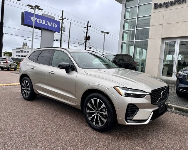 Certified 2025 Volvo XC60 B5 Plus AWD/4WD image 1