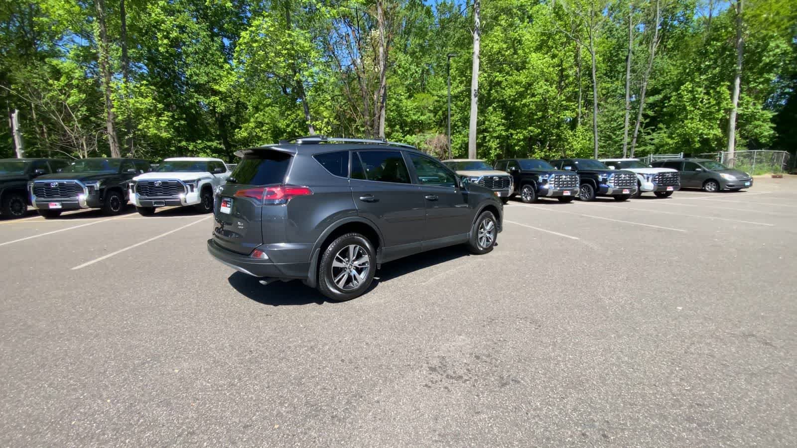 Used 2018 Toyota RAV4 XLE w/ Plus Extra Value Package AWD/4WD image 11