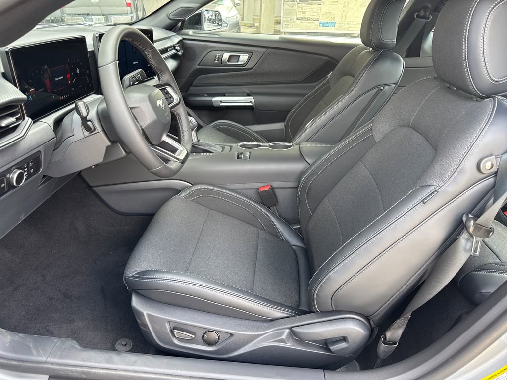 New 2025 Ford Mustang Coupe image 18