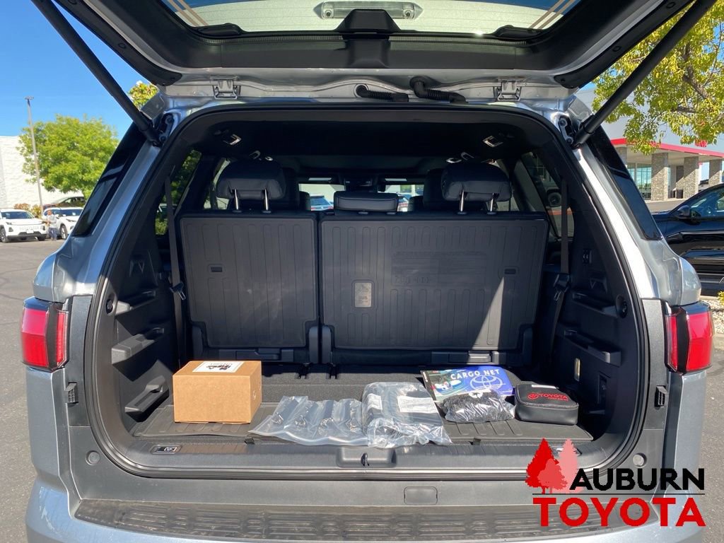 New 2026 Toyota Sequoia Platinum AWD/4WD image 8