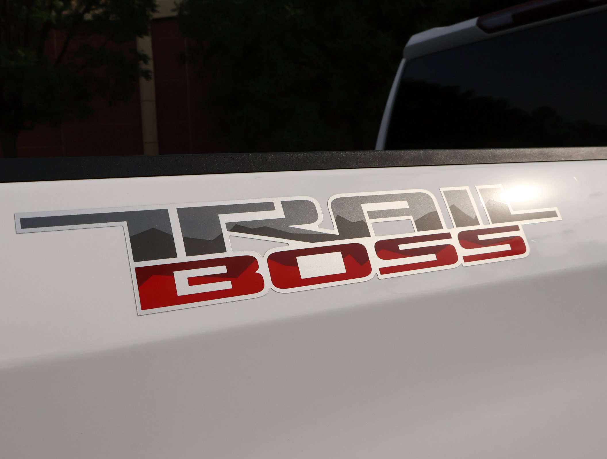 Used 2019 Chevrolet Silverado 1500 LT Trail Boss w/ Convenience Package AWD/4WD image 22