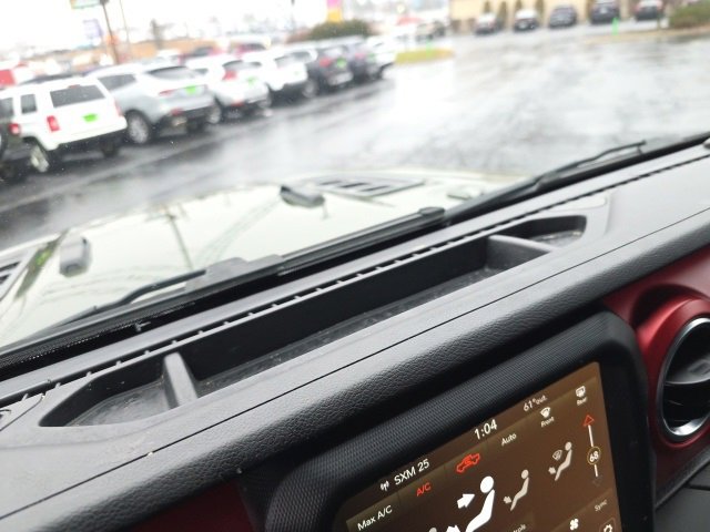 Used 2022 Jeep Gladiator Rubicon w/ LED Lighting Group image 23