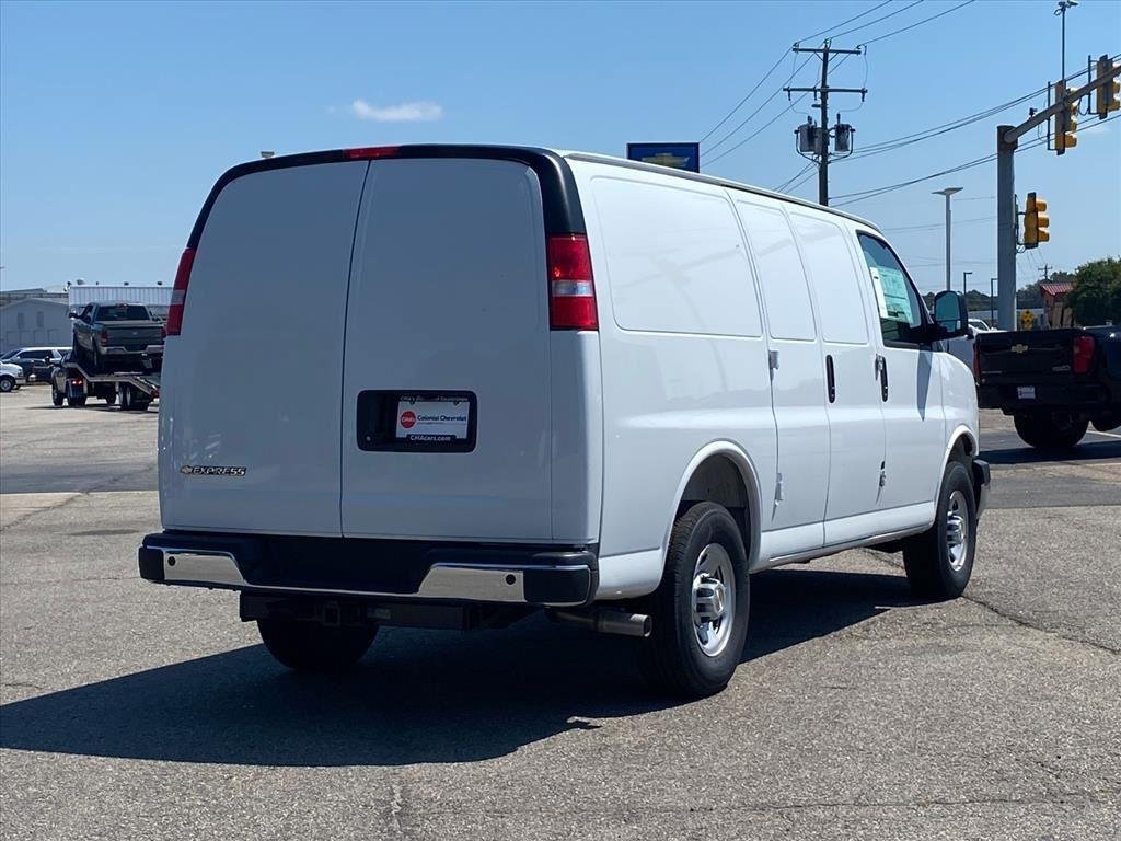New 2025 Chevrolet Express 2500 w/ Driver Convenience Package RWD image 3