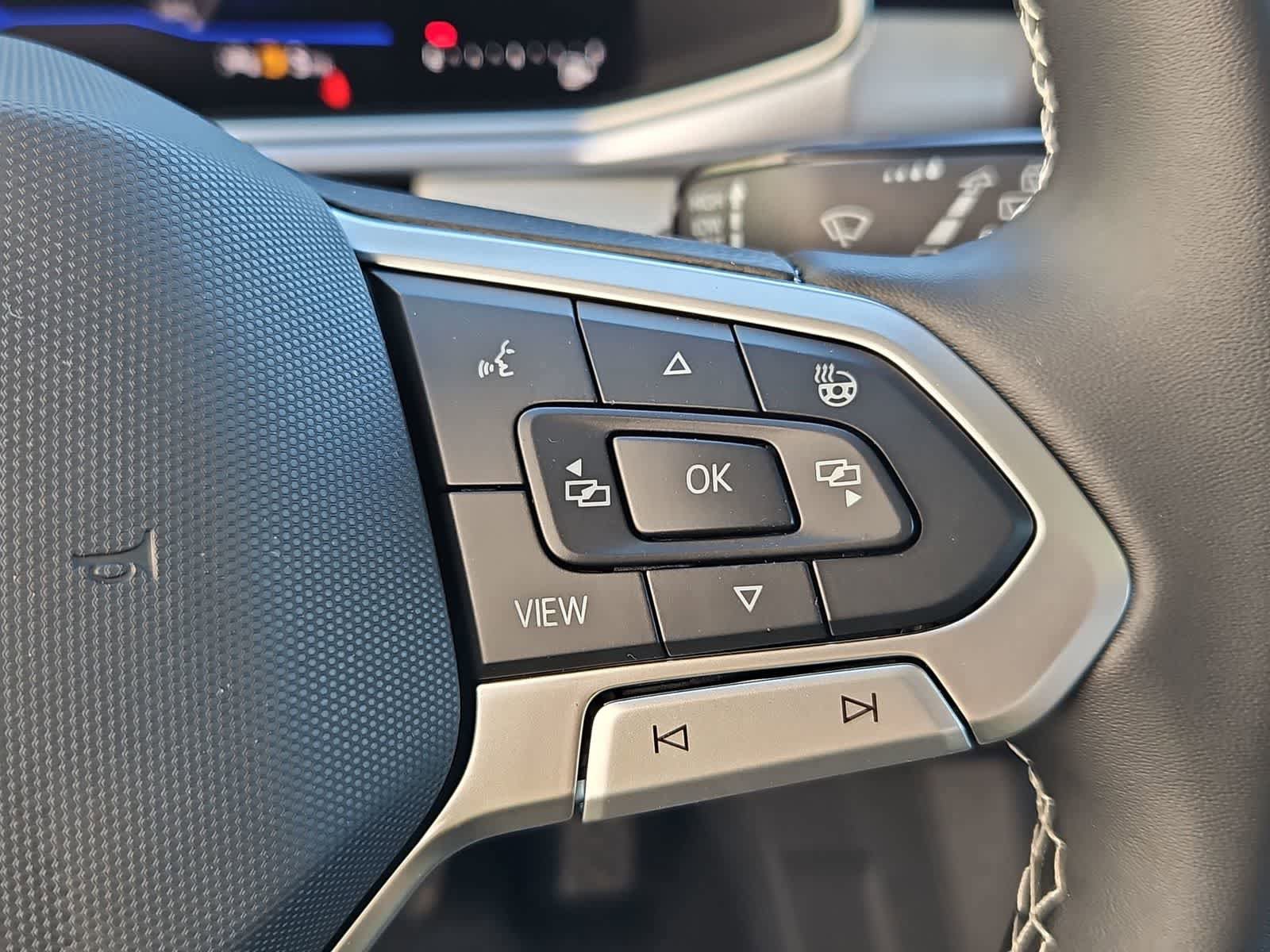 New 2026 Volkswagen Taos SE AWD/4WD image 25