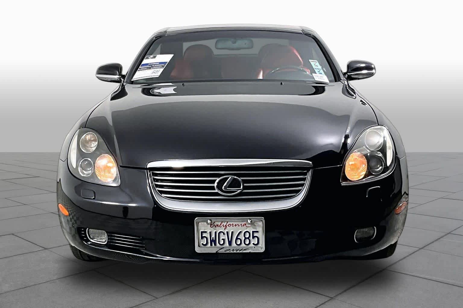Used 2005 Lexus SC 430 Convertible RWD image 3