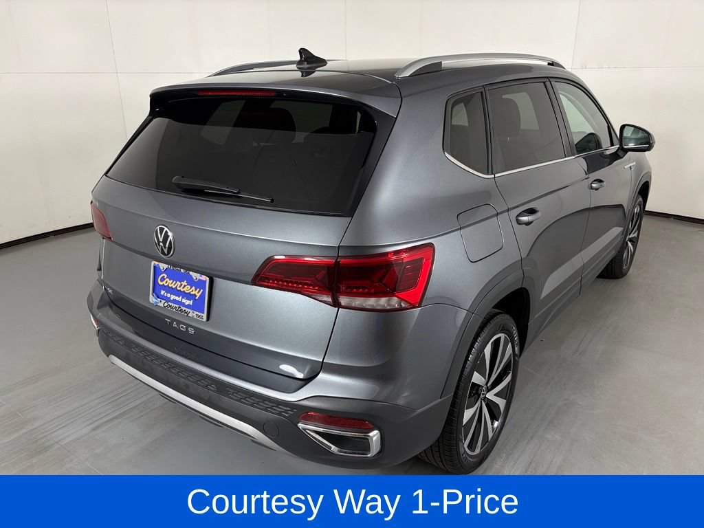 Used 2024 Volkswagen Taos SE FWD image 10